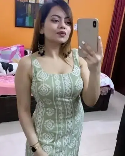 Call Girl Pandavapura